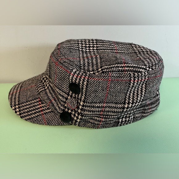 Bluenotes Wool Black, Grey & Red Plaid Hat, Woman Size Large/X-Large, caps - Picture 1 of 8